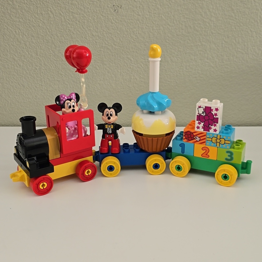 Lego Duplo Disney Mickey & Minnie Mouse Birthday Parade Train - Picture 2 of 7